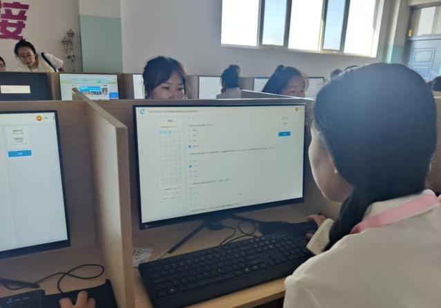 因为他们知, https, src