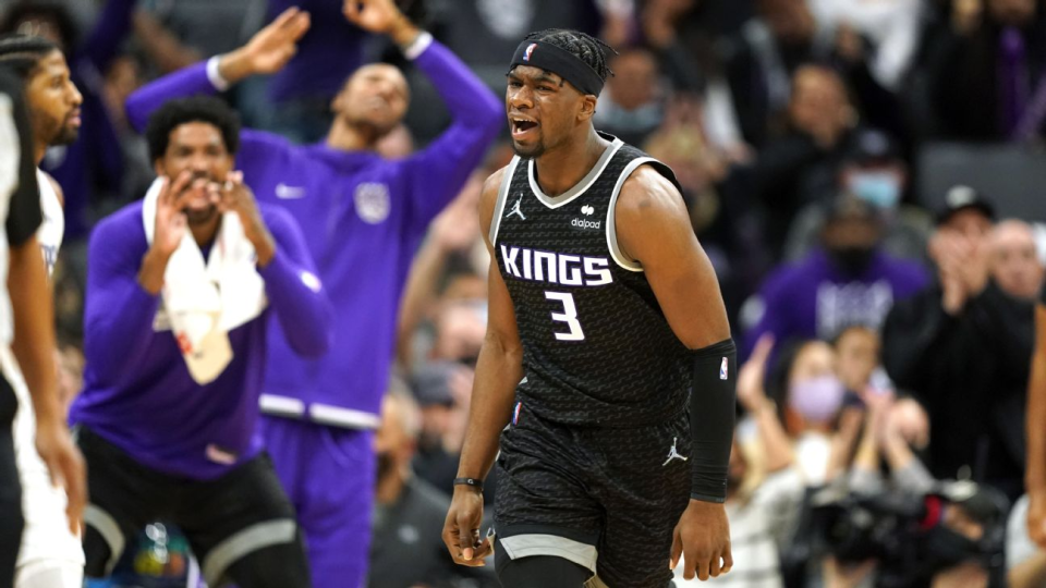 萨克拉门托, 万美元的合